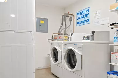 1920 Union St #9, Oakland, CA 94607 - Photo 31