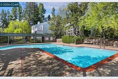 378 Camelback Rd, Pleasant Hill, CA 94523 - Photo 25