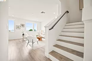1355 Pullman Wy, Oakland, CA 94607 - Photo 11