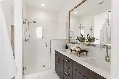 1355 Pullman Way, Oakland, CA 94607 - Photo 31