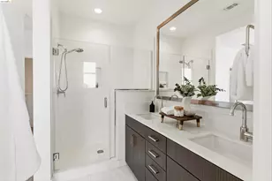 1355 Pullman Wy, Oakland, CA 94607 - Photo 31