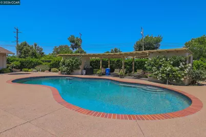 738 Mandarin Ln, Walnut Creek, CA 94598 - Photo 33