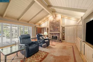 738 Mandarin Ln, Walnut Creek, CA 94598 - Photo 15