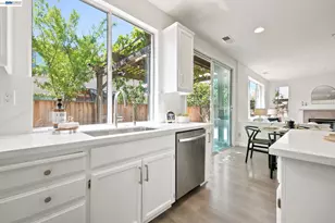 1895 Travertine Way, Union City, CA 94587 - Photo 9