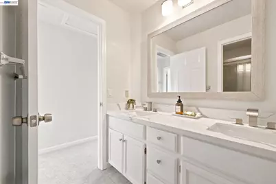 1895 Travertine Way, Union City, CA 94587 - Photo 29