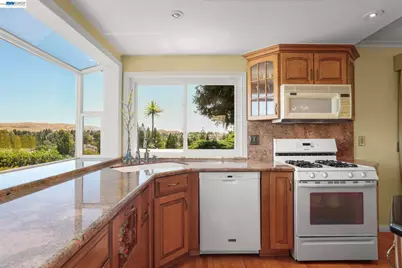 86 Jamaica Dr, San Ramon, CA 94582 - Photo 15