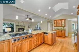 403 Midway Pl, Martinez, CA 94553 - Photo 13