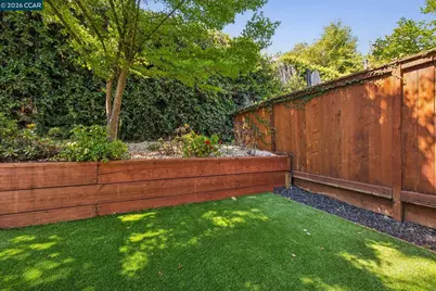 1 Heritage Oaks Rd, Pleasant Hill, CA 94523 - Photo 63