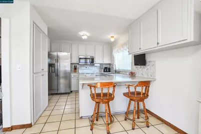 2123 Carquinez Pl, Pittsburg, CA 94565 - Photo 17