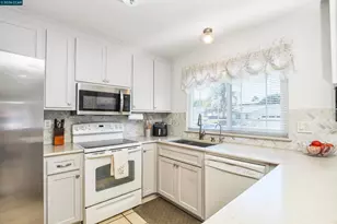 2123 Carquinez Pl, Pittsburg, CA 94565 - Photo 15