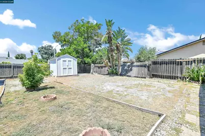 2123 Carquinez Pl, Pittsburg, CA 94565 - Photo 33