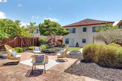 1017 Pearl St, Alameda, CA 94501 - Photo 27