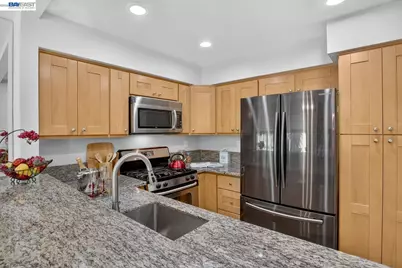 4042 Rio Ct, San Jose, CA 95134 - Photo 13