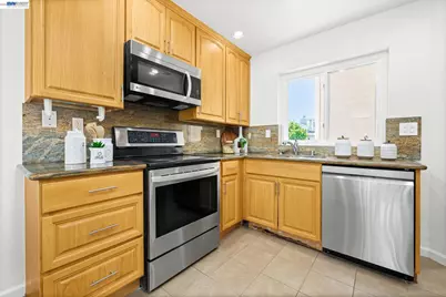 5439 Sunstar Commons, Fremont, CA 94555 - Photo 13