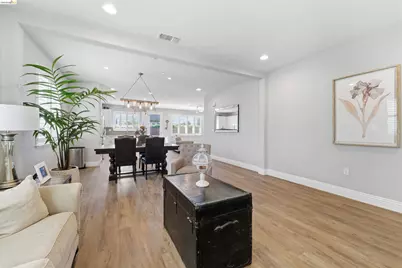 72 Greystone Pl, Pittsburg, CA 94565 - Photo 9