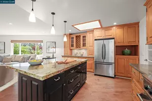 10 Darnby Ct, Orinda, CA 94563 - Photo 19