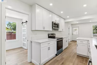 212 Illinois Street, Vallejo, CA 94590 - Photo 11