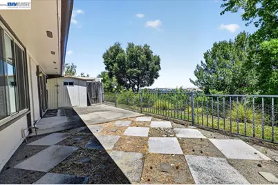 1912 Ptarmigan Dr #2, Walnut Creek, CA 94595 - Photo 21