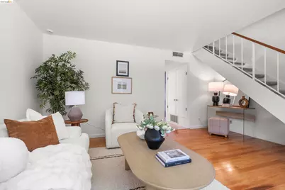 515 Tamarack Dr #15, Union City, CA 94587 - Photo 5