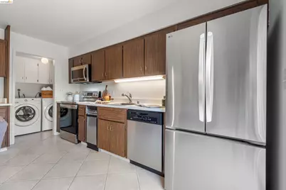515 Tamarack Dr #15, Union City, CA 94587 - Photo 13
