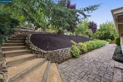 275 Shady Glen Road, Walnut Creek, CA 94596 - Photo 37