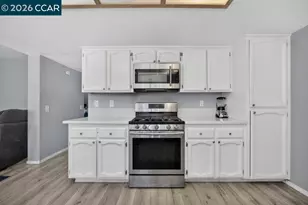 6021 Marsh Hawk Ct, Elk Grove, CA 95758 - Photo 25