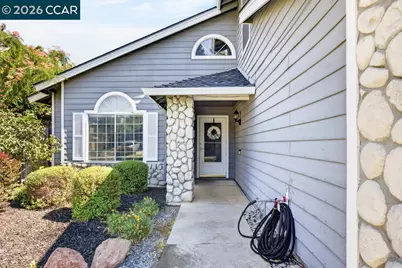 6021 Marsh Hawk Ct, Elk Grove, CA 95758 - Photo 5