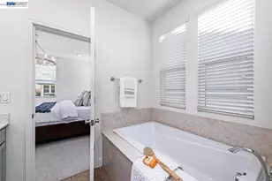 4247 Healdsburg Wy, Dublin, CA 94568 - Photo 17
