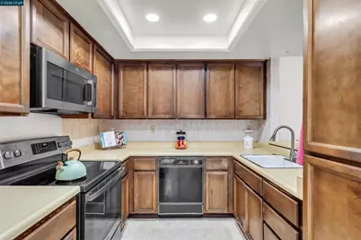 899 Malibu Drive, Concord, CA 94518 - Photo 7