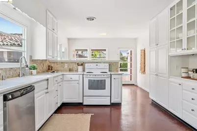 201 Warwick Ave, San Leandro, CA 94577 - Photo 27
