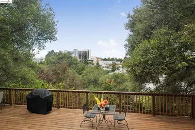 3271 Kempton Ave, Oakland, CA 94611 - Photo 73