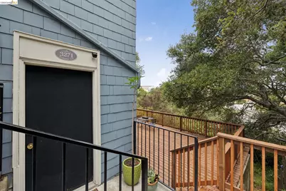 3271 Kempton Ave, Oakland, CA 94611 - Photo 59