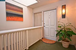 1361 Singingwood Ct, Walnut Creek, CA 94595 - Photo 3