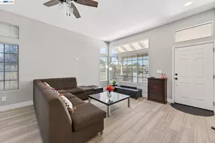 250 Fox Meadow Ct, Tracy, CA 95376 - Photo 23