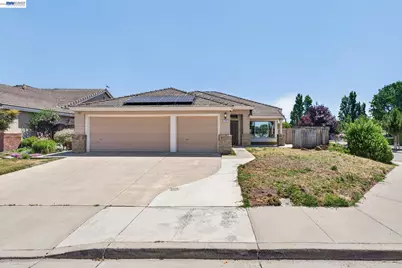 250 Fox Meadow Ct, Tracy, CA 95376 - Photo 1