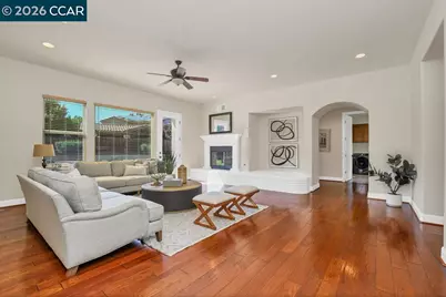 1077 Laguna Creek Ln, Pleasanton, CA 94566 - Photo 17