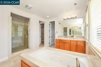 1077 Laguna Creek Ln, Pleasanton, CA 94566 - Photo 29