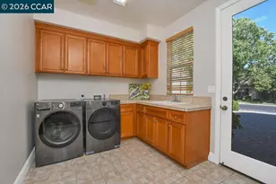 1077 Laguna Creek Ln, Pleasanton, CA 94566 - Photo 39