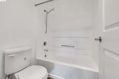 6400 Christie Ave #3322, Emeryville, CA 94608 - Photo 17