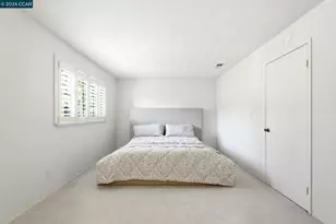 1167 Saint Matthew Pl, Concord, CA 94518 - Photo 17