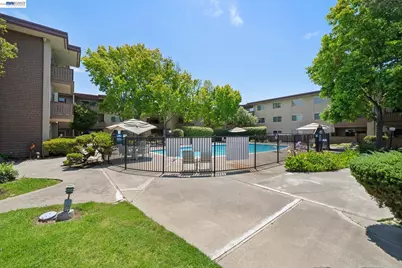 1327 Webster St #B104, Alameda, CA 94501 - Photo 39