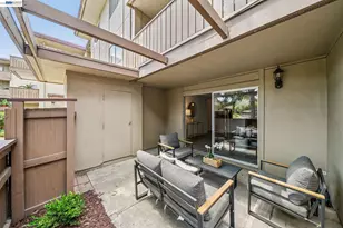 1327 Webster St, Alameda, CA 94501 - Photo 29