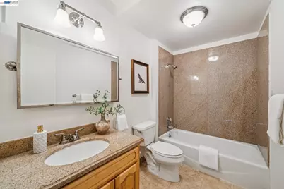 1327 Webster St #B104, Alameda, CA 94501 - Photo 25