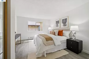 1327 Webster St, Alameda, CA 94501 - Photo 21