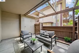 1327 Webster St, Alameda, CA 94501 - Photo 31