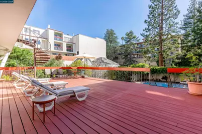 2005 Pleasant Valley Ave #103, Oakland, CA 94611 - Photo 47