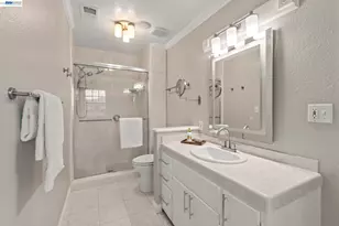 4571 Ewing Rd, Castro Valley, CA 94546 - Photo 39