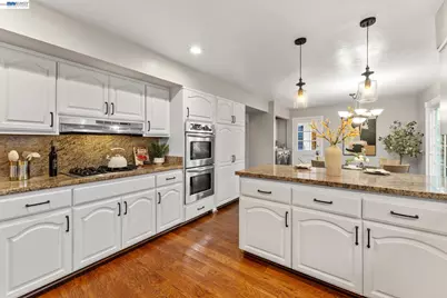 4571 Ewing Rd, Castro Valley, CA 94546 - Photo 17