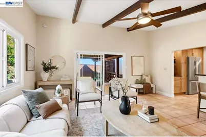 17888 Mayflower Dr, Castro Valley, CA 94546 - Photo 21