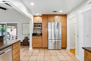 17888 Mayflower Dr, Castro Valley, CA 94546 - Photo 15